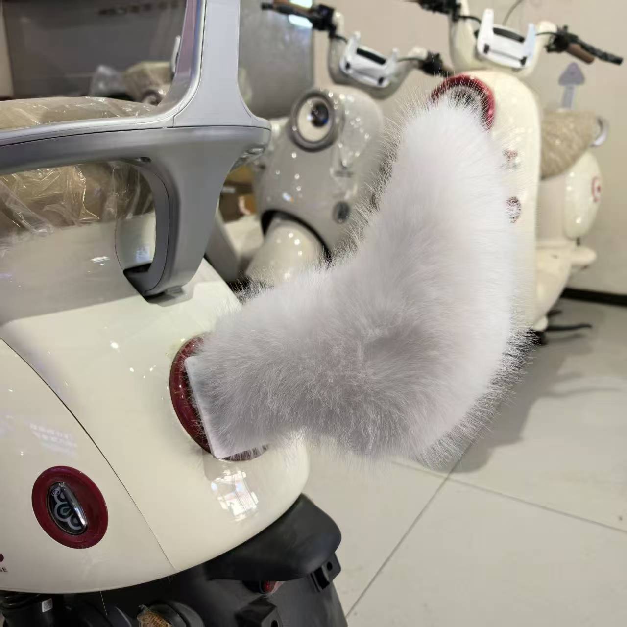 Remote Control Fox Tail for Motorcycle / Car – Removable Soft Decoration that Swings