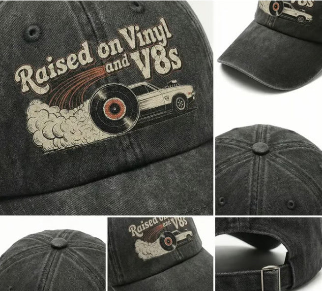 🏽Letzter Tag mit 49 % Rabatt – „Raised on Vinyl and V8s“ – die bestickte Klassiker-Kappe für Motorsportbegeistert